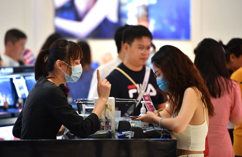 海南免税购物热