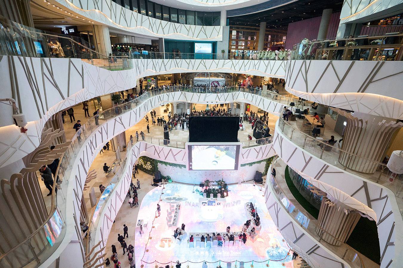 是什么,让光谷一夜之间变得“时髦”起来!_时尚_网